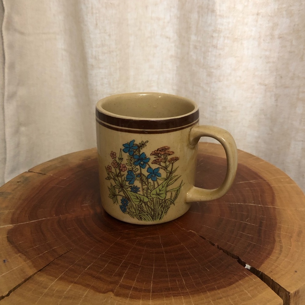 Vintage Floral Stoneware Coffee Mug - Brown with Blue Flowers